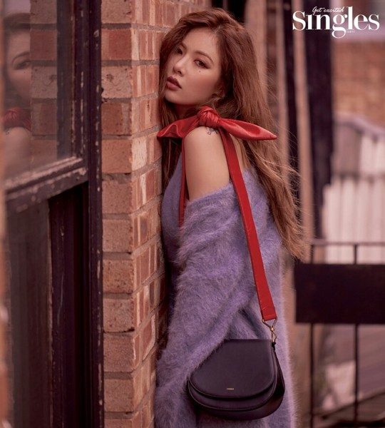 ฮยอนอา (HyunA) เผยภาพแฟชั่นที่ลอนดอนแบรนด์กระเป๋า rosa.K