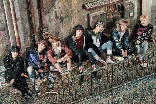 BTS โชว์เพลงใหม่อัลบั้ม You Never Walk Alone ใน Wings Tour 18-19 ก.พ.นี้