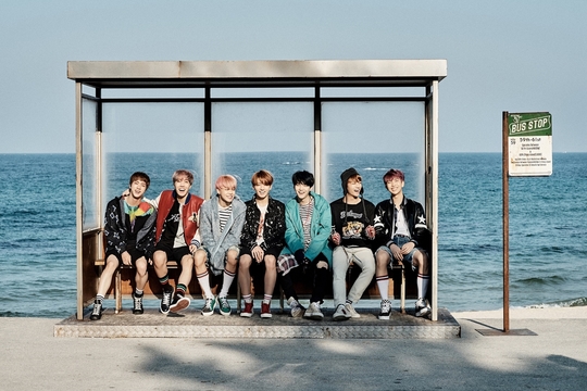 BTS อัลบั้มใหม่ Wings: You Never Walk Alone ยอดจองพุ่ง 7 แสนชุดทำสถิติใหม่