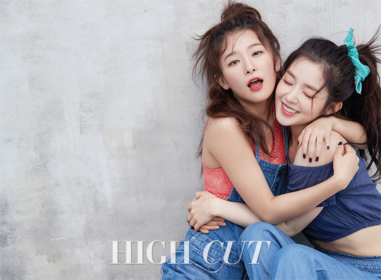 ไอริน (Irene) ซึลกิ (Seulgi) โชว์ภาพแฟชั่นสุดชิคร่วมกันใน High Cut